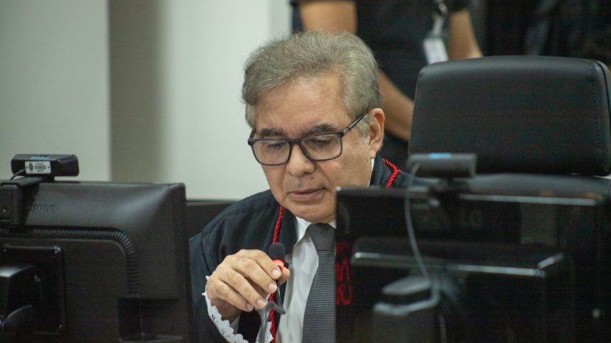 Prefeito de Careiro da Várzea tem 10 dias para fornecer informações sobre processo seletivo à Defensoria Pública