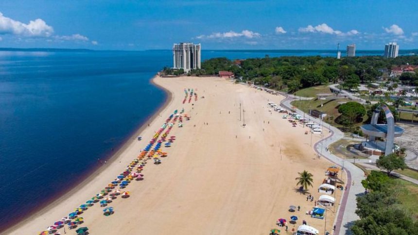 Ação da Tutiplast leva cuidado com a saúde mental à Praia da Ponta Negra nesta quarta-feira