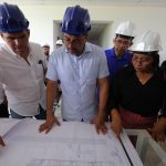 Wilson Lima visita obras do Hospital Antônio Maia Barbosa