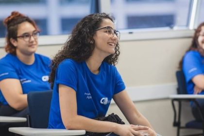 CIEE abre inscrições para estágio; remuneração de até R$ 1,1 mil