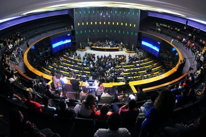Concurso da Câmara dos Deputados abre 70 vagas
