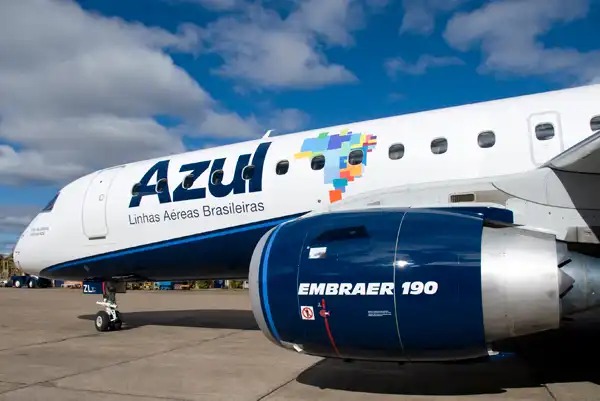 Companhia aérea Azul abre seleção com 57 vagas de empego