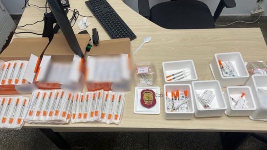 Mulheres presas por vender medicação com receita veterinária