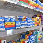 Venda de medicamentos em supermercado é avanço ou risco?