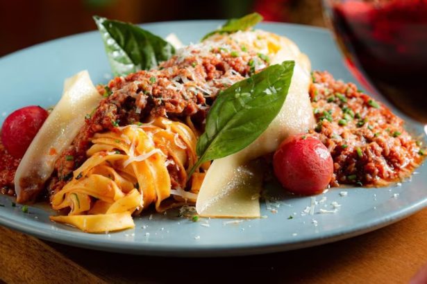 Comer carboidrato no jantar leva ao pré-diabetes? Entenda