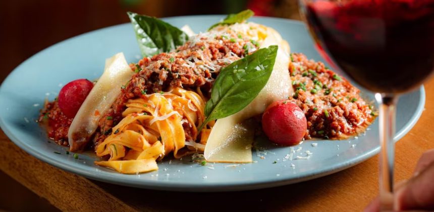 Comer carboidrato no jantar leva ao pré-diabetes? Entenda