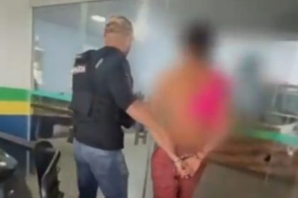 O homem é preso após atirar no rosto da ex-sogra em comunidade do Amazonas