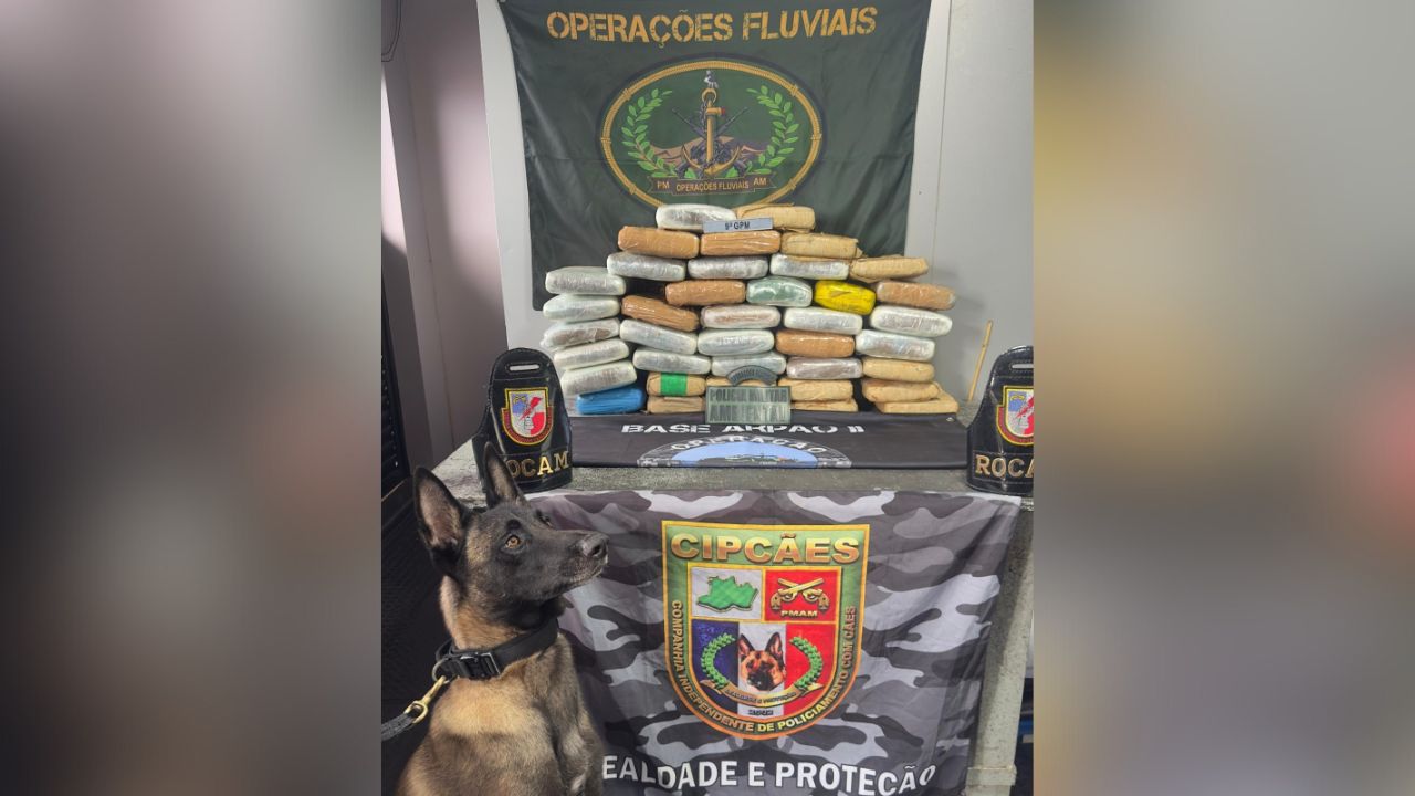 Quase R$ 1 milhão em drogas é apreendido em embarcação no interior do Amazonas