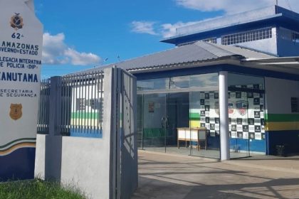 Homem é preso após exigir R$ 2 mil da mãe de detento para não matá-lo no AM