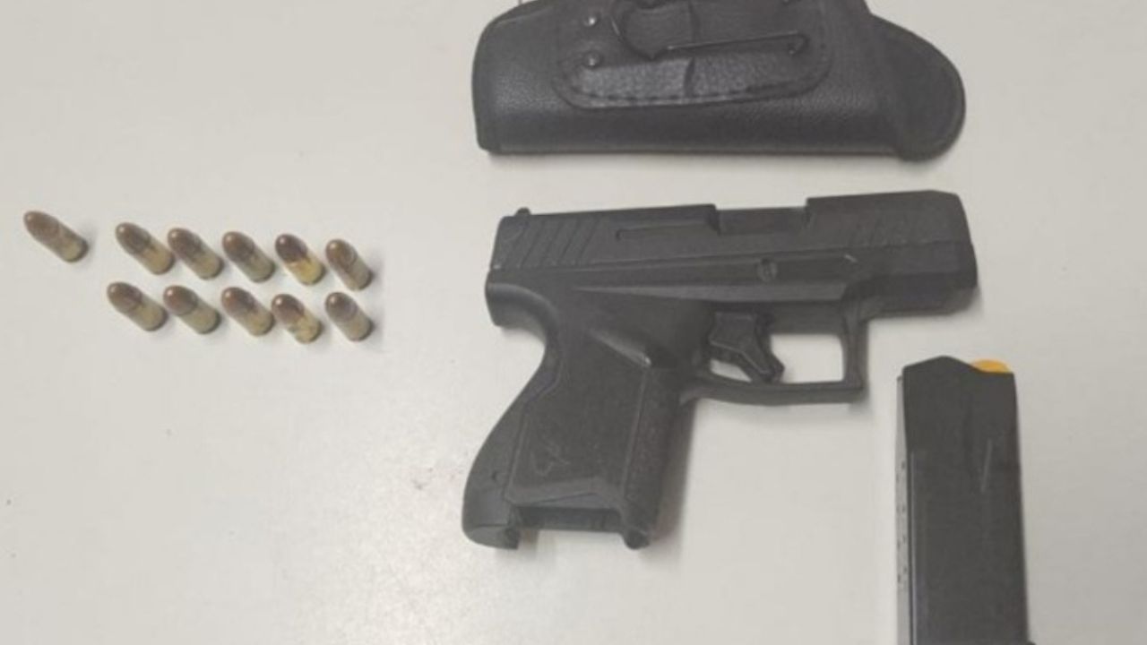 Homem é preso com pistola escondida em veículo na AM-070