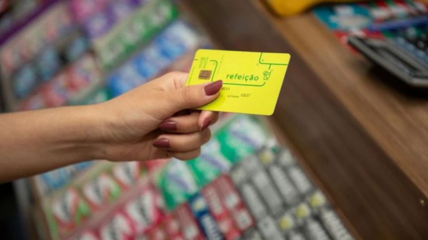 Mudanças no vale-alimentação e refeição entram em vigor nesta segunda-feira