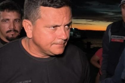 Piloto da lancha que naufragou no Encontro das Águas segue foragido