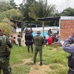 Operação desarticula rinha de galos e prende mais de 40 pessoas