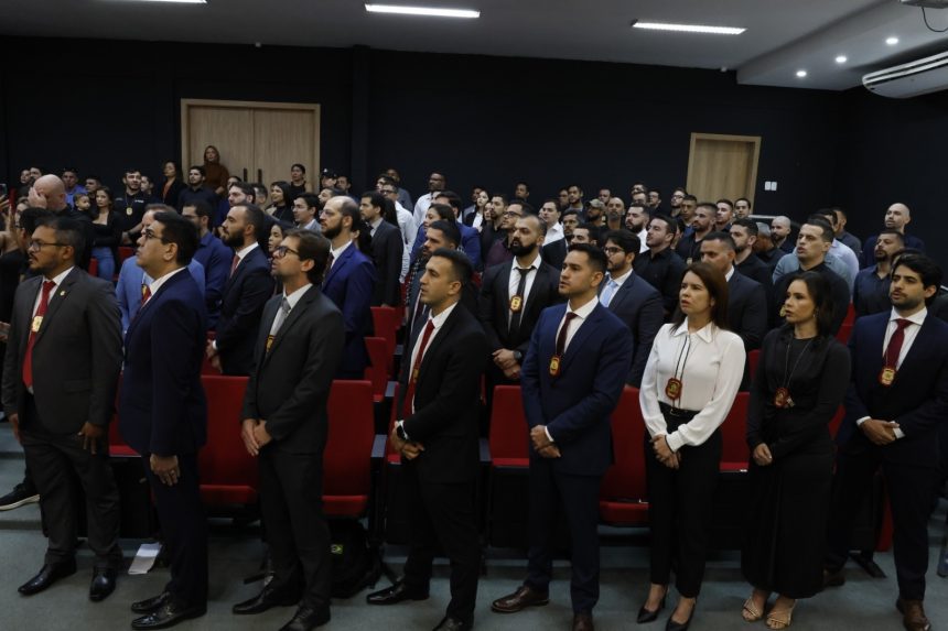 Novos policiais tomam posse na Polícia Civil do Amazonas