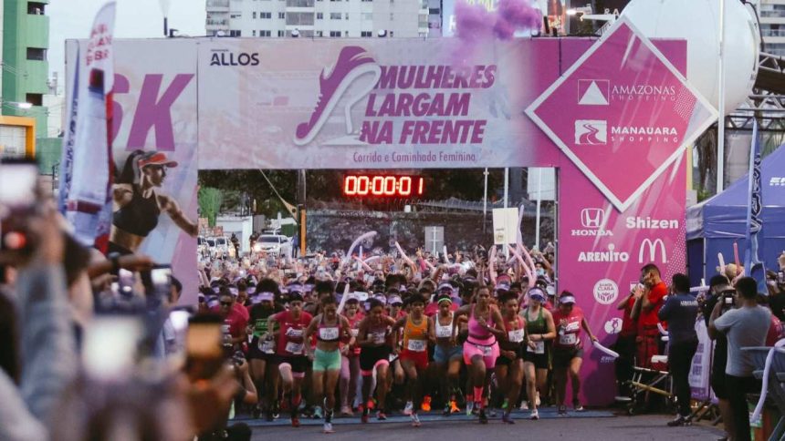 Corrida feminina 'Mulheres Largam na Frente' em Manaus, Brasil