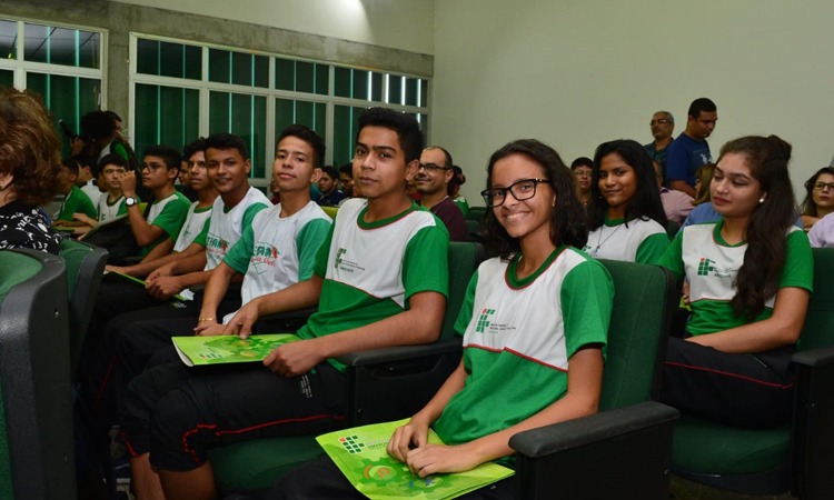 IFAM abre vagas para projeto de reforço escolar em Manaus