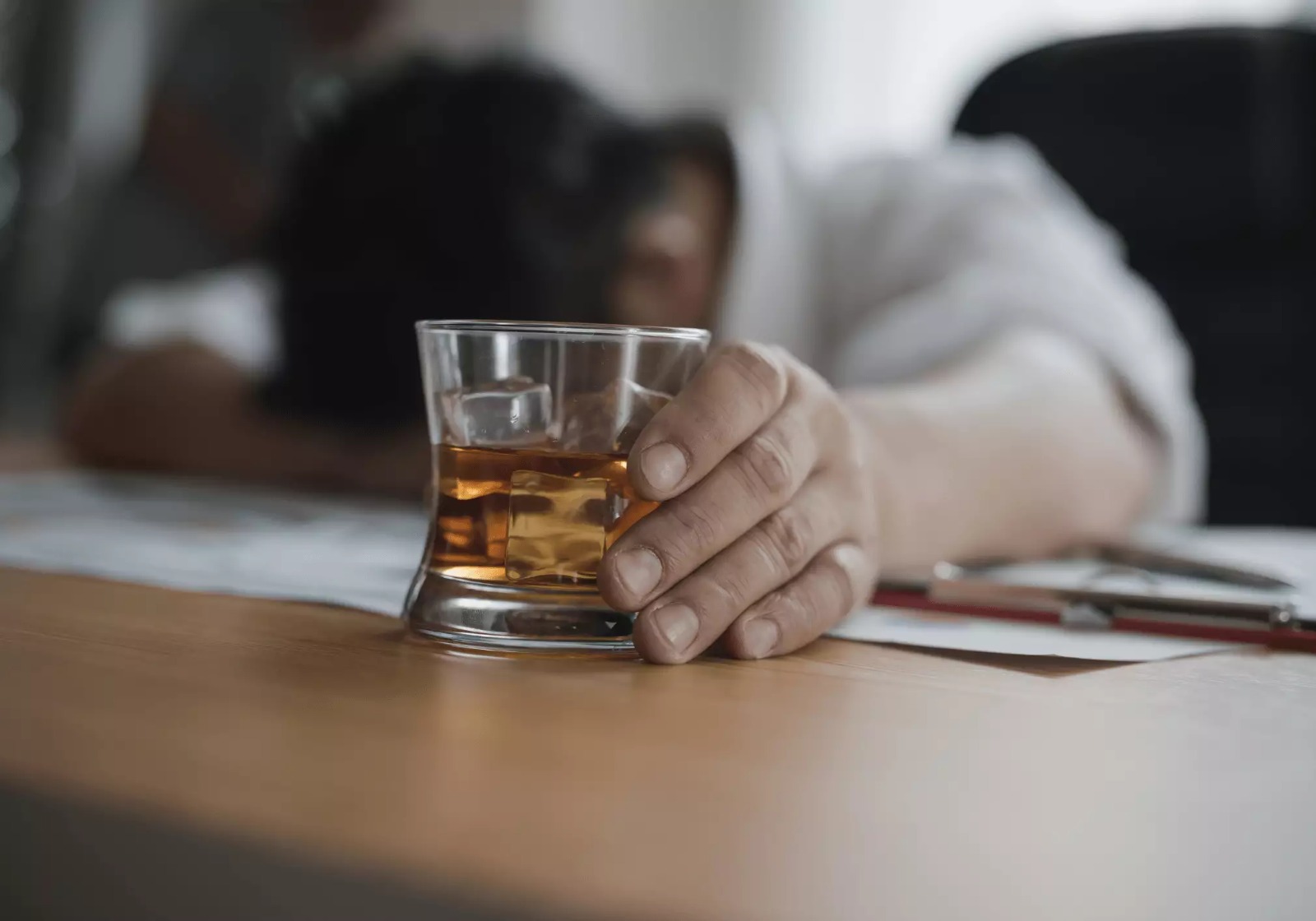 Dia de Combate ao Alcoolismo: remédios podem reduzir recaídas