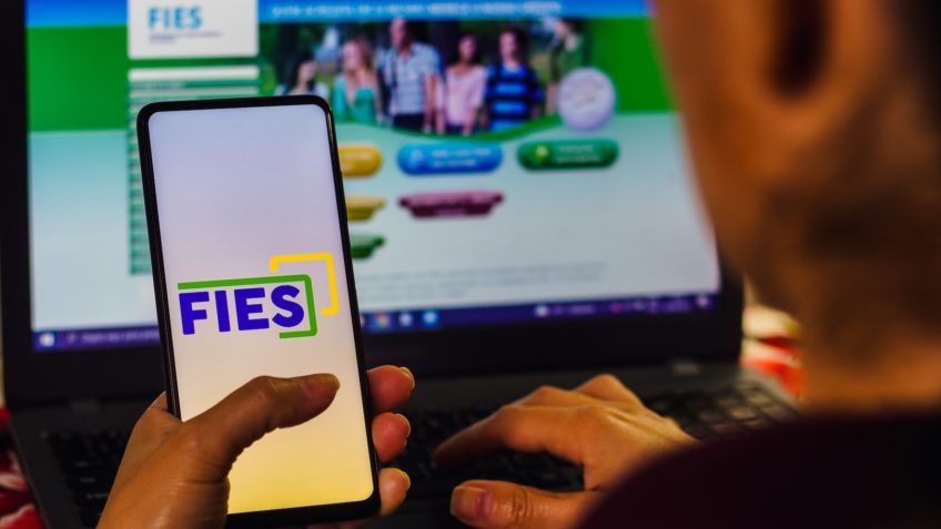 Pré-selecionados no Fies 2026 devem complementar inscrição