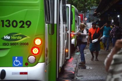 Linha de ônibus 216 terá itinerário alterado a partir desta quarta