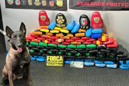 Drogas avaliadas em R$ 3 milhões são apreendidas em embarcação no Rio Solimões