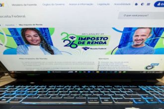 Mais de 1 milhão de contribuintes enviam declaração do IR no primeiro dia
