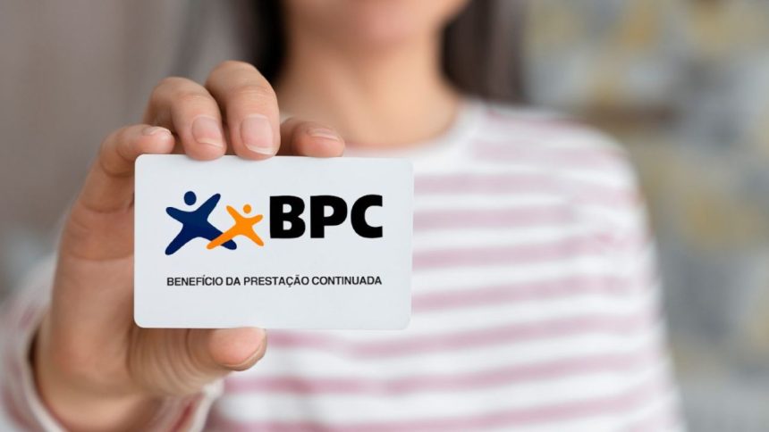 Governo inicia cadastro biométrico para beneficiários do BPC