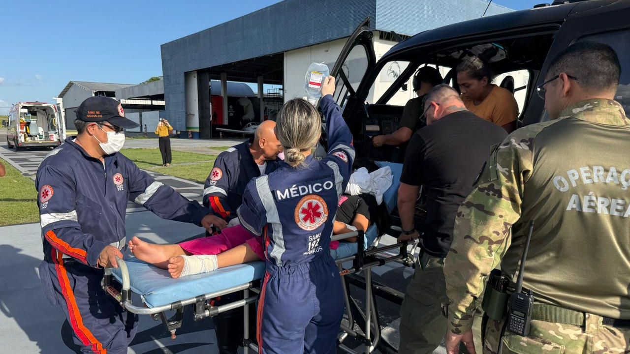 Criança é regatada de helicóptero após ser picada por cobra em comunidade ribeirinha