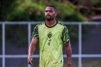 Manaus FC contrata zagueiro Flávio Nunes para Série D