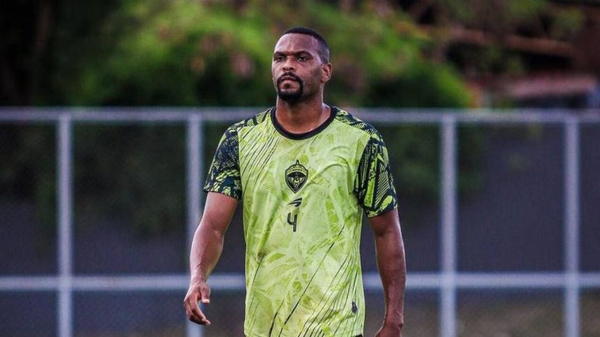 Manaus FC contrata zagueiro Flávio Nunes para Série D