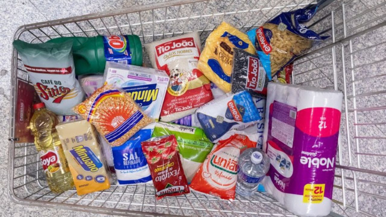 Preço da cesta básica em Manaus registra queda em fevereiro de 2026