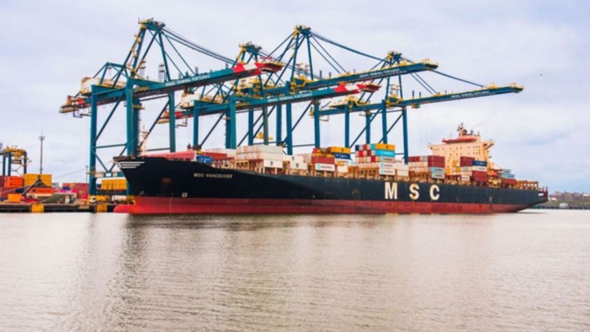 Governo zera imposto de importação de cerca de mil produtos