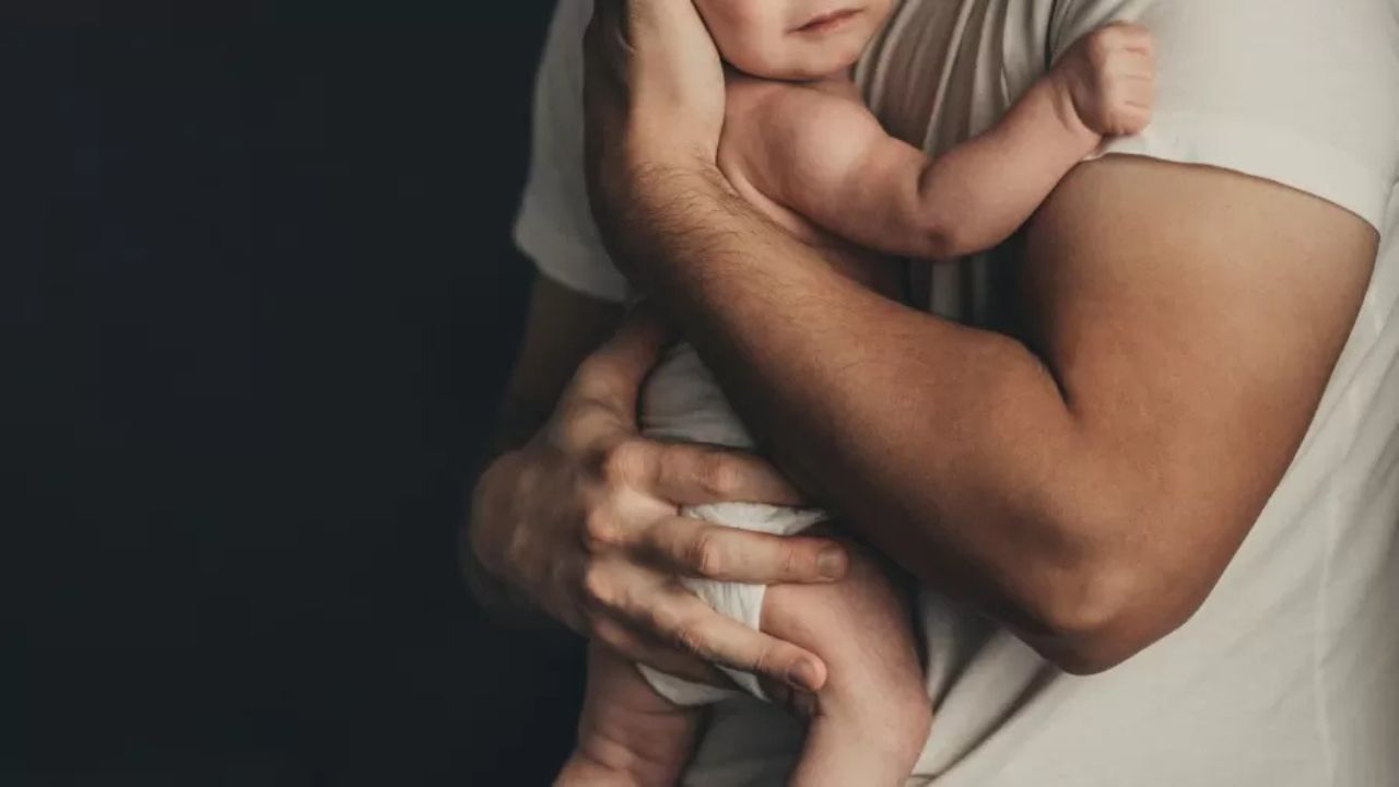 Lula sanciona ampliação da licença-paternidade para até 20 dias nesta terça-feira