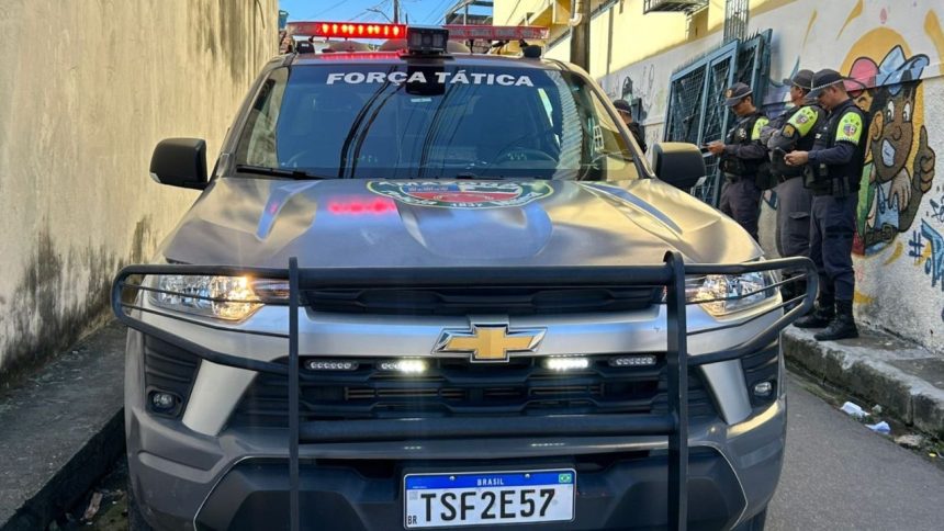 Policial tem arma roubada durante assalto na Zona Leste de Manaus