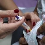Manaus inicia aplicação de anticorpo de dose única contra vírus respiratório em bebês