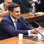 Audiência proposta por Sidney Leite vai discutir energia no AM