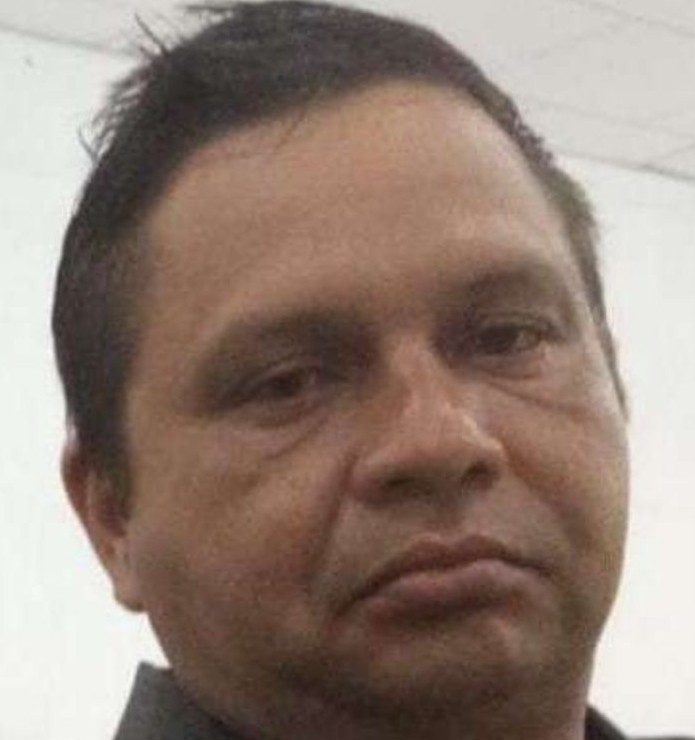 Homem que estuprou a filha adolescente é procurado pela polícia