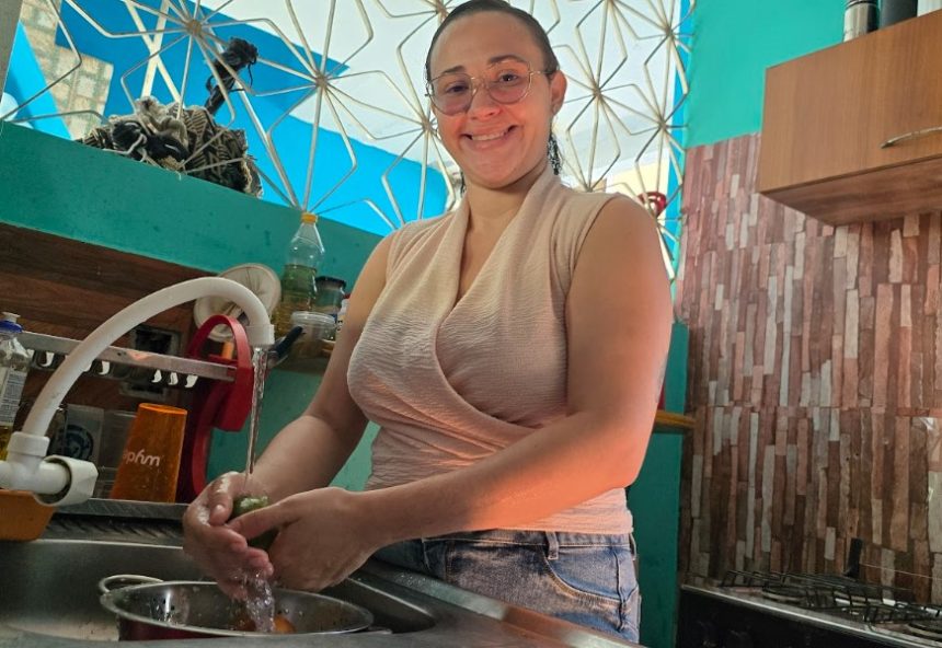 Mais de 300 mil testes comprovam qualidade da água em Manaus