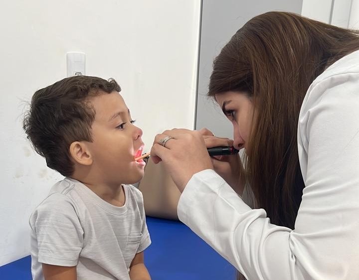 UBS Fluvial leva atendimento em saúde para comunidades do AM