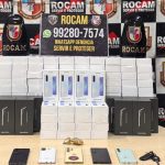 A apreensão de diversos smartphones Samsung e outros objetos em uma operação policial da ROCAM.