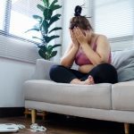 Ansiedade afeta o peso? Entenda a relação com a alimentação