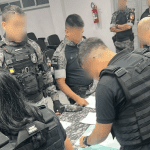 Operação cumpre mandados contra 19 PMs