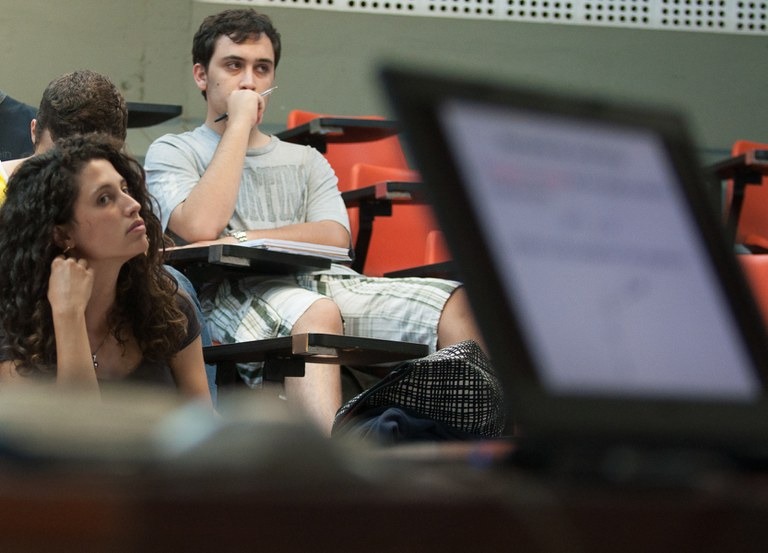 Entenda como funcionam chamadas da Lista de Espera no FIES