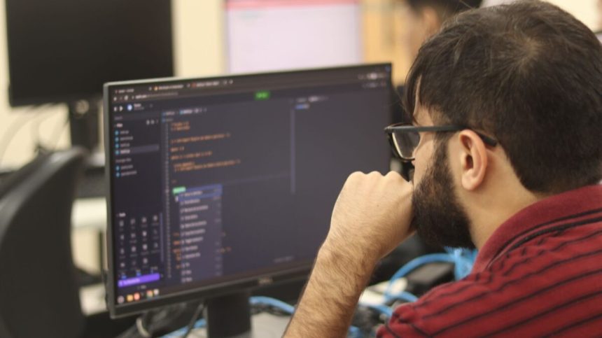 UFAM abre inscrições para capacitação em Android e Sistemas