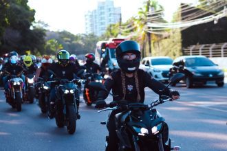 Passeio de motociclistas marca programação comemorativa da PM em Manaus