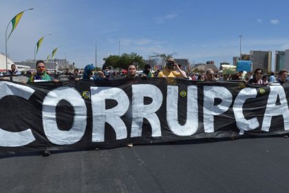 Violência e corrupção lideram preocupações da população brasileira, aponta Quaest