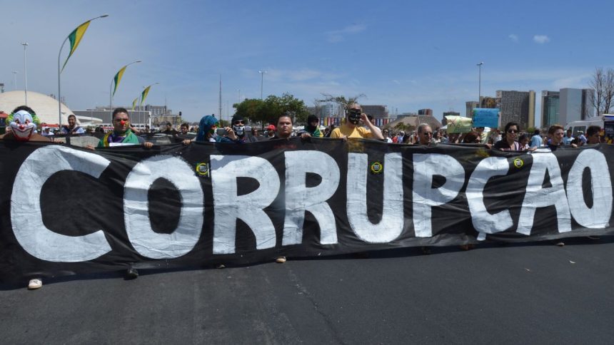 Violência e corrupção lideram preocupações da população brasileira, aponta Quaest