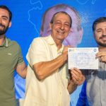 Vereador de Manaus entra na base de apoio a Omar Aziz, que adota propostas para causa animal e meio ambiente