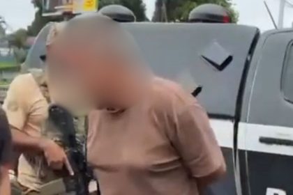 Policial civil aposentado que ameaçou decapitar ex é preso em Iranduba