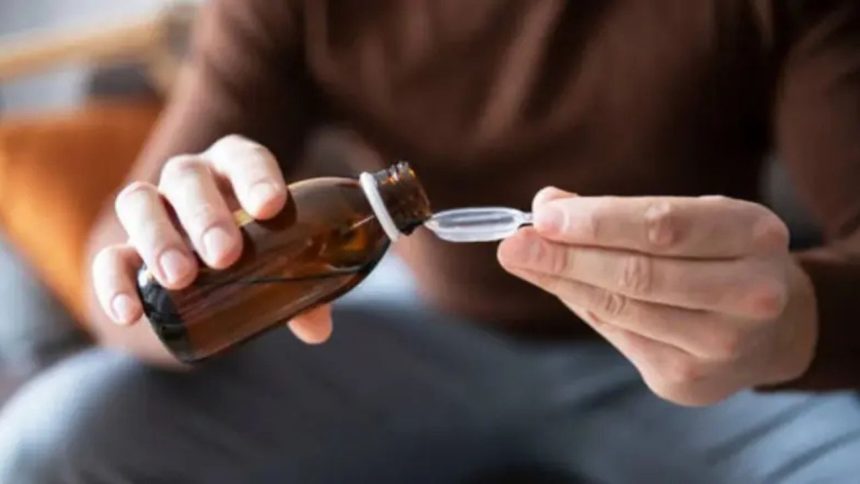Anvisa suspende venda de medicamentos com substância usada em xaropes para tosse