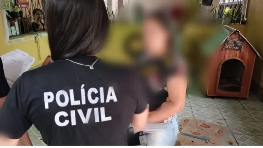 Mãe é presa suspeita de obrigar a própria filha de 16 anos a se prostituir em Manaus